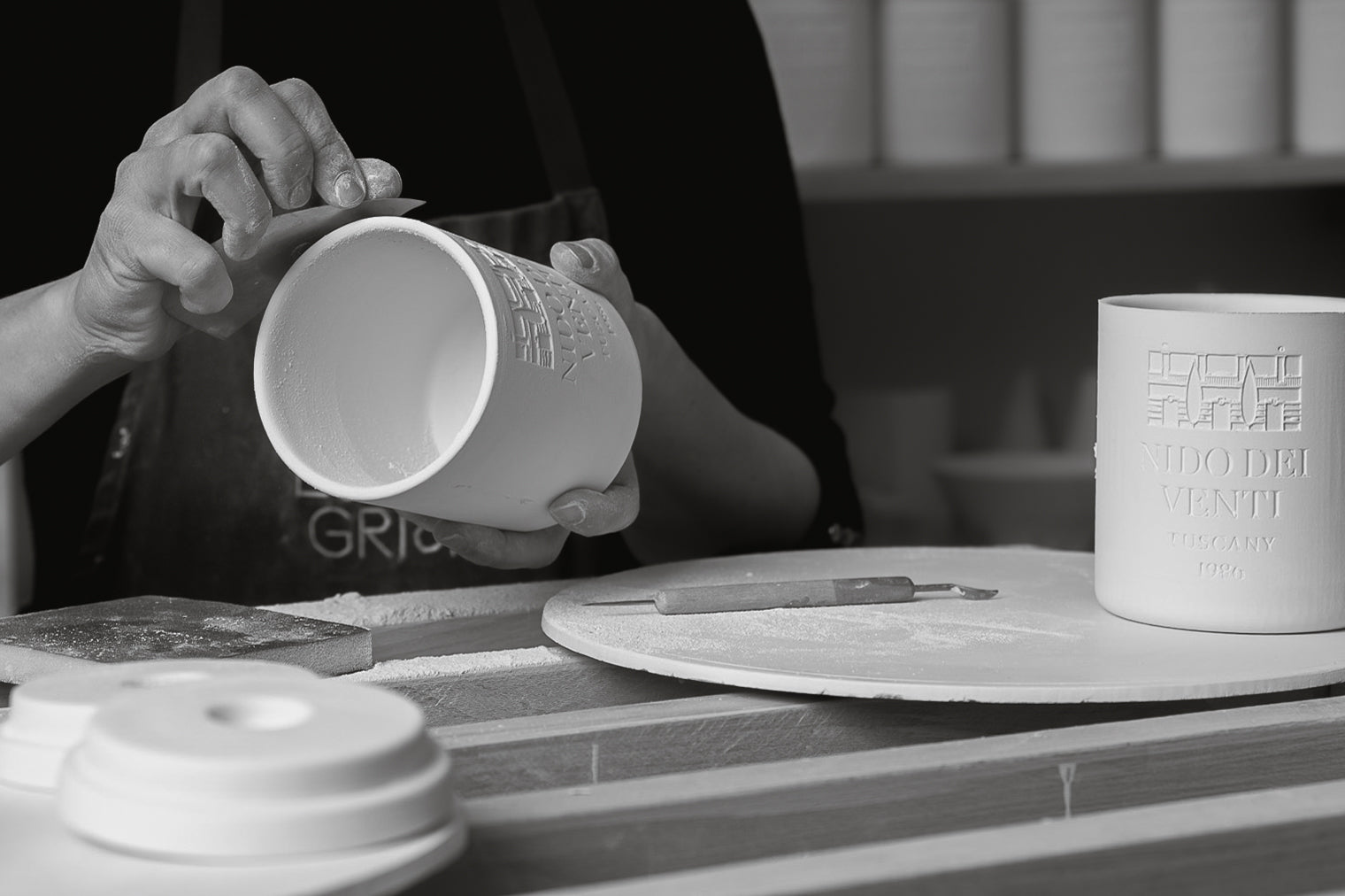 Beeswax Candle — Medium Vessel